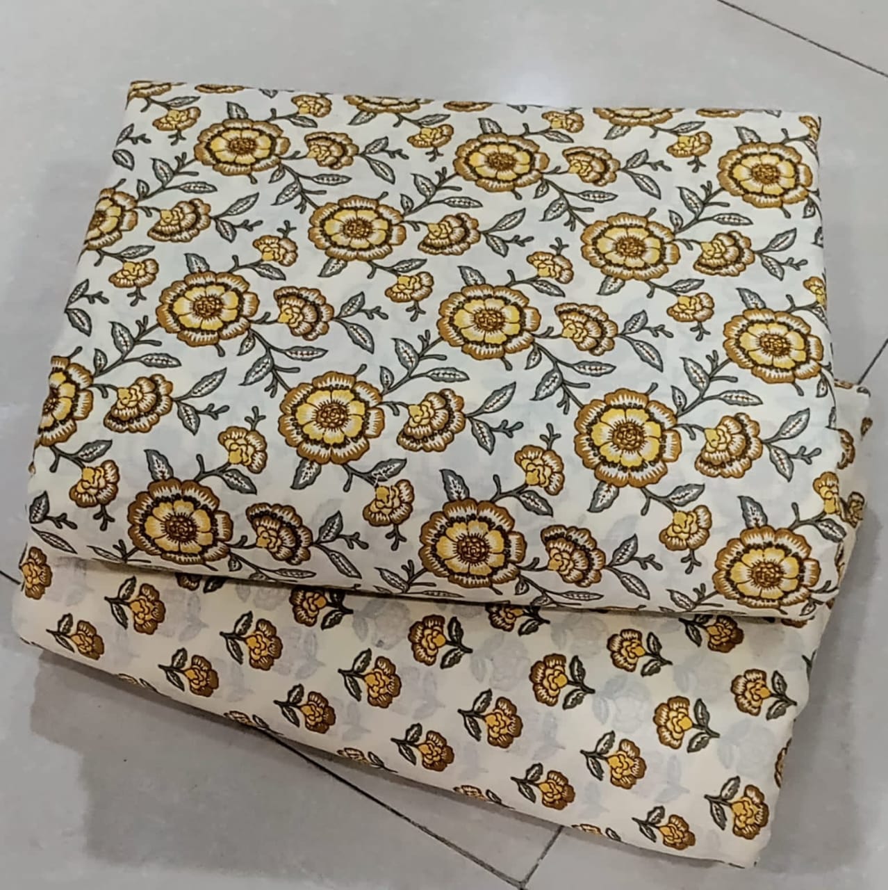 Premium Hand Block Printed Cotton Suit Top And Bottom Set (BCTTB27)