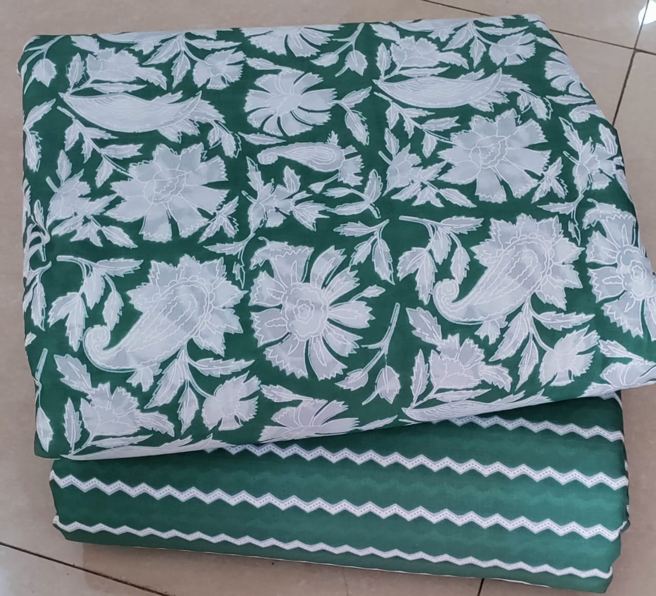 Premium Hand Block Printed Cotton Suit Top And Bottom Set (BCTTB28)