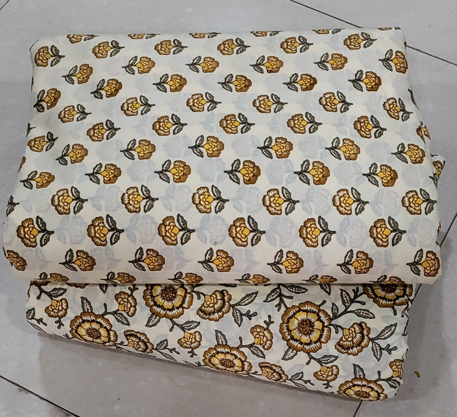 Premium Hand Block Printed Cotton Suit Top And Bottom Set (BCTTB29)